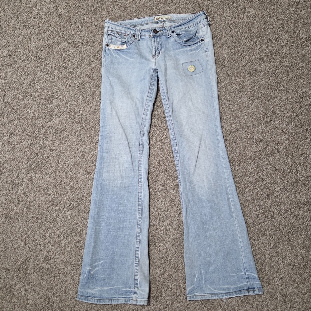 VTG‎ LEI Women's y2k Low Rise Hip Hugger Yellow Flower Stitch Flared Jeans 31x32